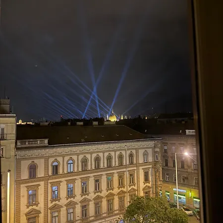 Nyugati Loft Apartman Budapest